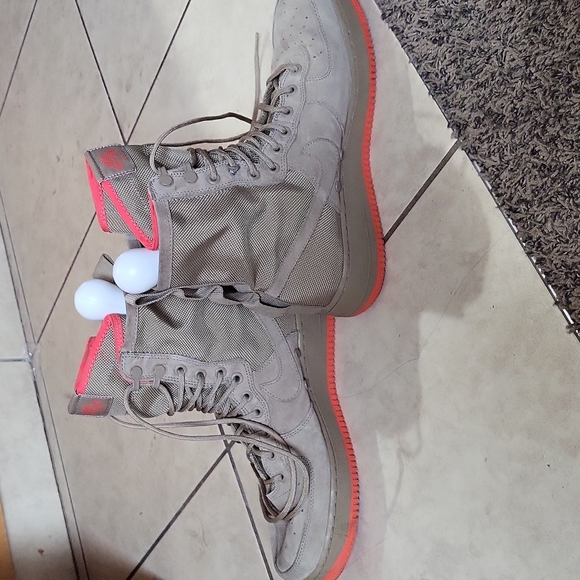 Nike SF AF1 Khaki Size:10.5